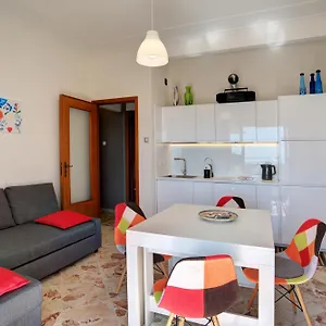 Floor Bentivoglio Apartament